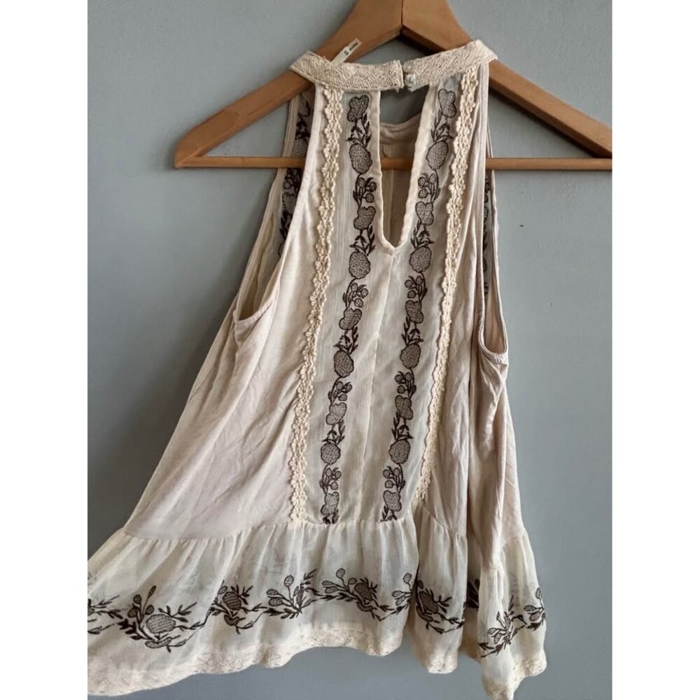 Blu Pepper Embroidered Halter Peplum Top Boho Size S Cream